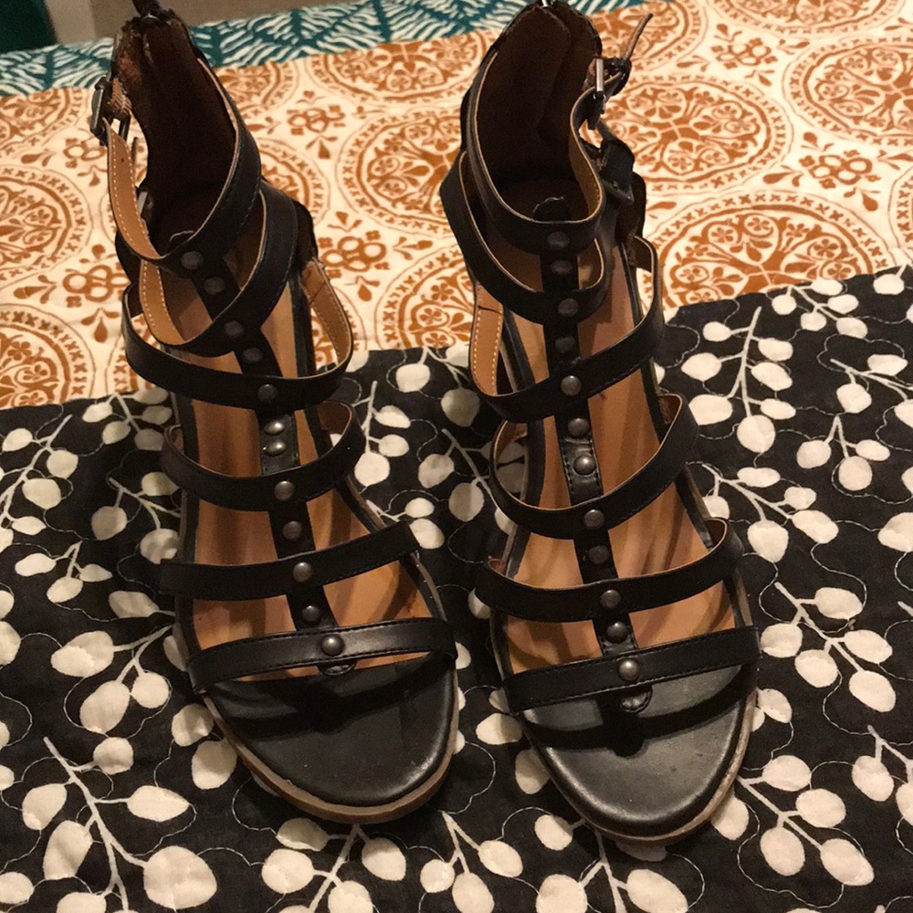 Mossimo size 11 cage heels